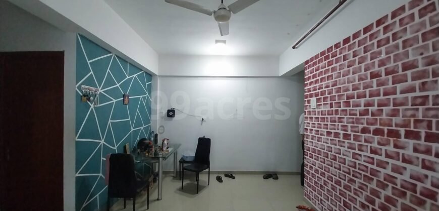 1BHK 2Baths